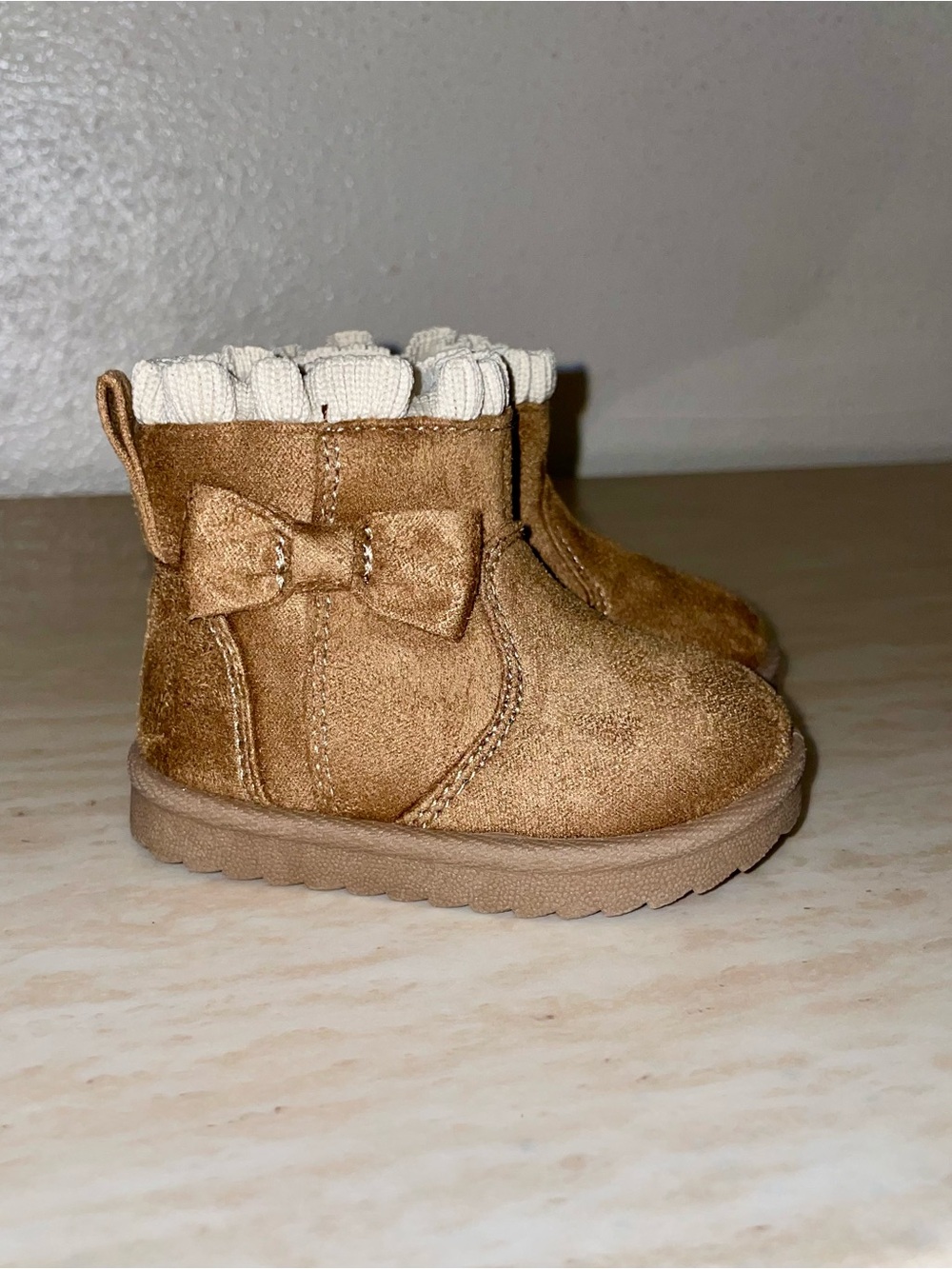 NWOT Size 2 Baby Boots